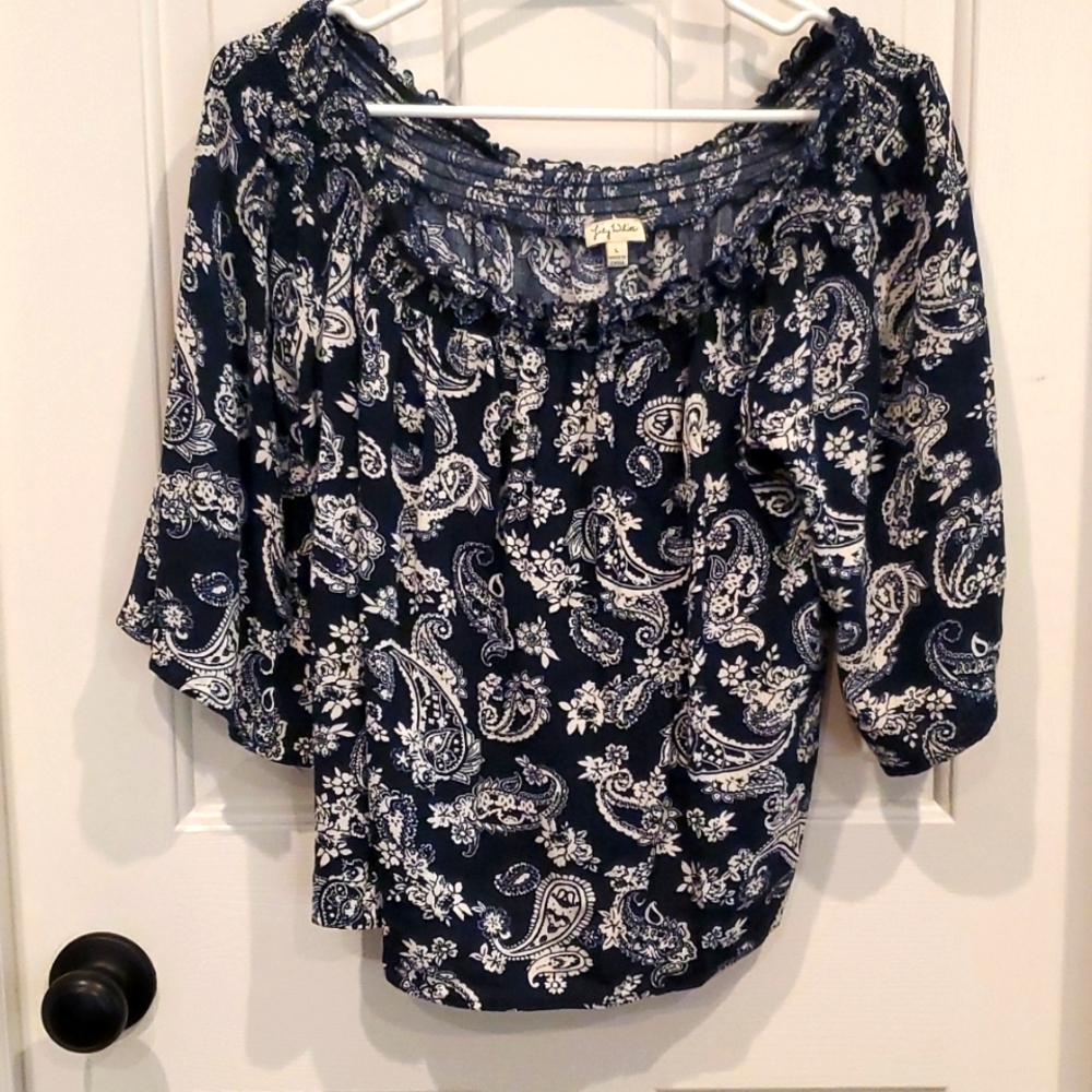 Off shoulder swing top